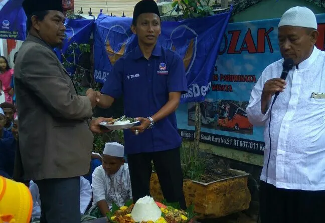 Read more about the article Lantunan Shalawat Menggema di HUT Ke-6 Partai NasDem
