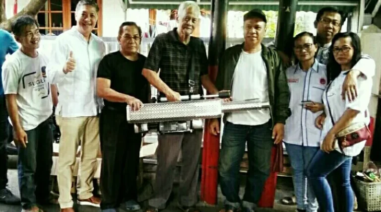 NasDem Serahkan Alat Fogging untuk Warga Jatipulo