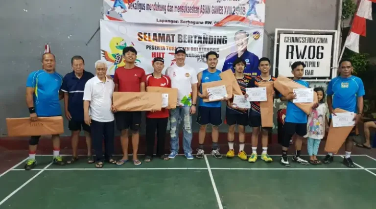 Menumbuhkan Semangat Persatuan Lewat Turnamen Bulutangkis