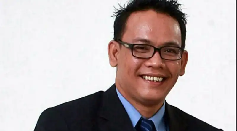 You are currently viewing Jokowi: Berdiri Sama Tinggi, Berjongkok Sama Rendah
