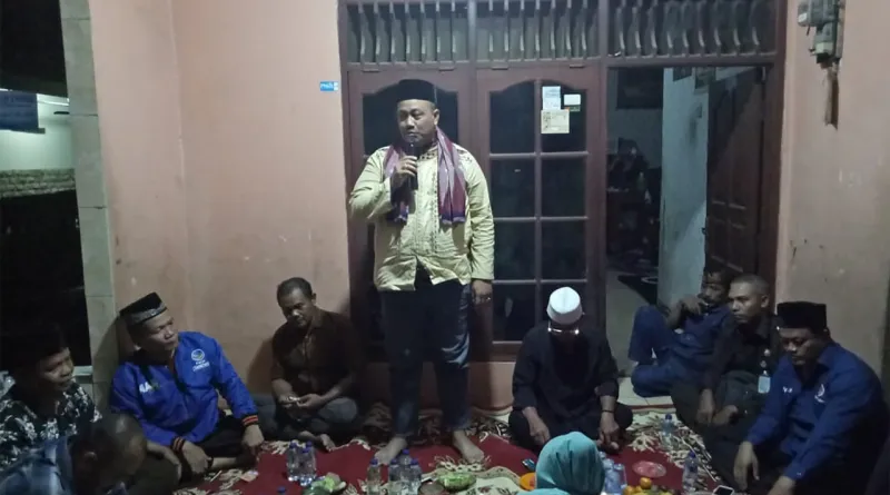 Read more about the article Pengaspalan Jalan Selesai, Warga Jakbar Tasyakuran