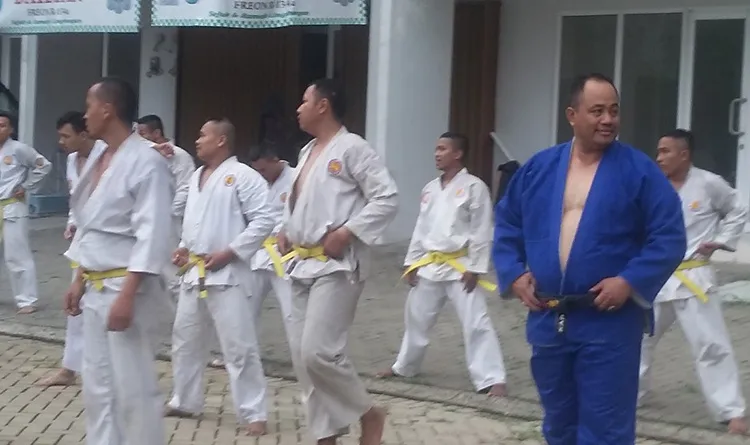 Read more about the article Melalui Olahraga, NasDem Jakbar Terus Kembangkan Potensi Generasi Muda