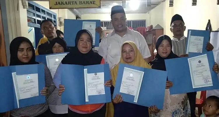 Read more about the article Abdul Azis Dukung Program Akta Kelahiran Gratis