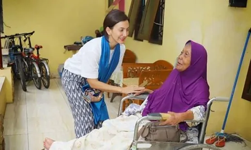 Read more about the article Wanda Ingin Tak Ada Lagi Warga Miskin Sulit Berobat