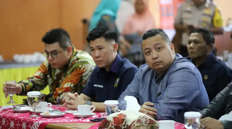 Read more about the article NasDem Dorong Pemprov Fokus Atasi Persoalan Sampah Pulau Seribu