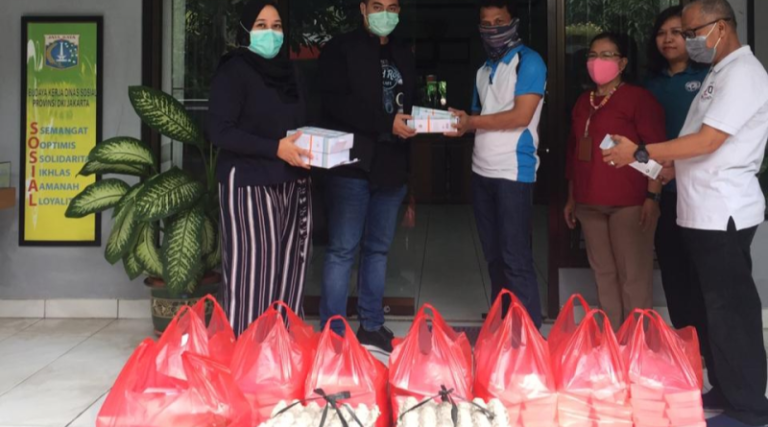 NasDem DKI Terus Bergerak Berikan Bantuan