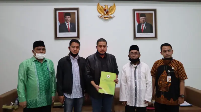 You are currently viewing NasDem Perjuangkan Nasib Marbot se-Jakarta