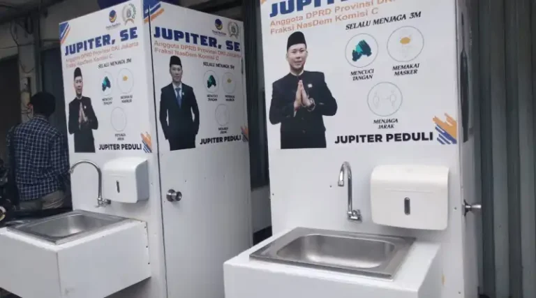 Jupiter Sumbang Wastafel untuk 5 RW di Jakarta Barat