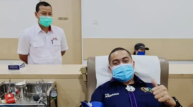 Read more about the article Wibi Andrino Ajak Anggota DPRD DKI Donor Darah