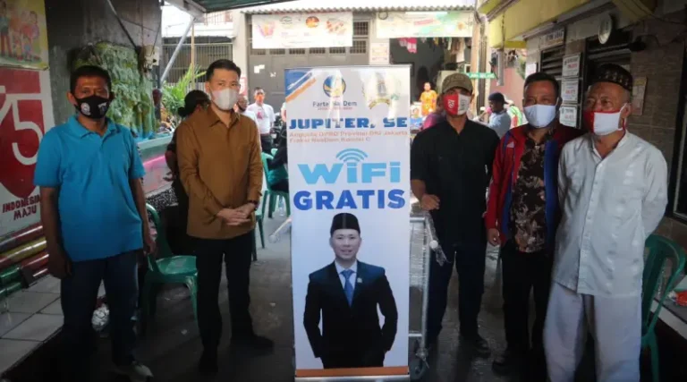 Jupiter Salurkan Tempat Pemandian Jenazah dan Wifi Gratis di Jakbar