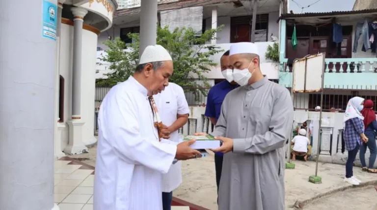 Peringatan Maulid Momen Meneladani Akhlak Rasulullah