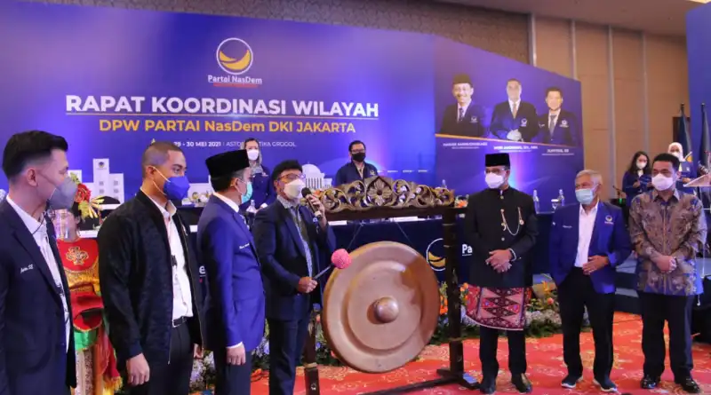 Read more about the article Buka Rakorwil NasDem DKI, Johnny G Plate Ingatkan Prokes anti Covid-19 dan Penguatan Infrastruktur Partai