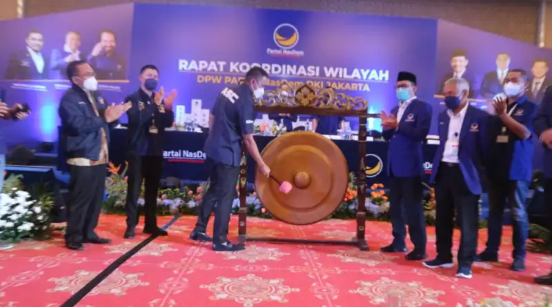 Read more about the article Ahmad Sahroni Tutup Rakorwil NasDem DKI