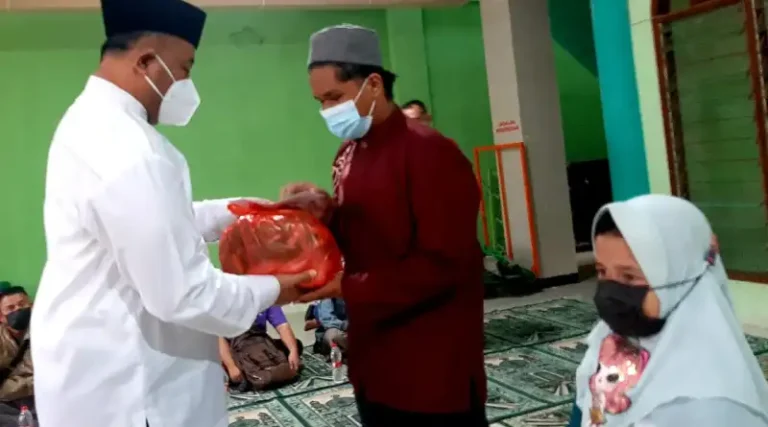 Abdul Azis Muslim Gelar Santunan Anak Yatim di Tamansari