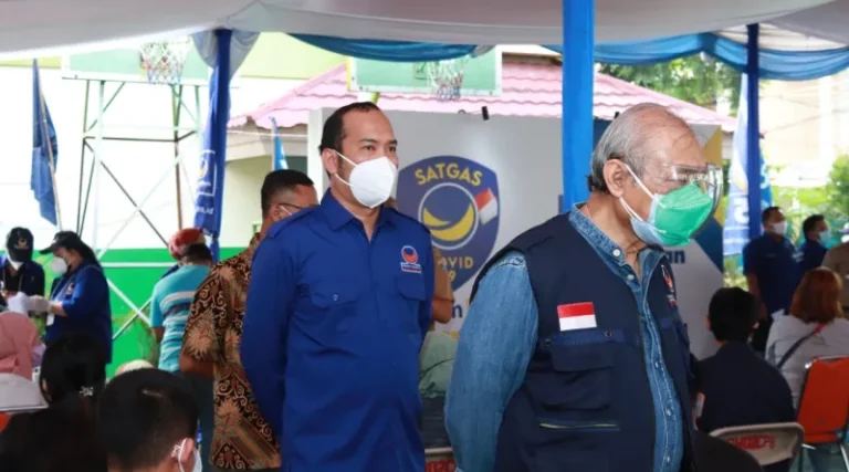 Sentra Vaksinasi NasDem Diharap Mampu Menekan Angka Penyintas Covid-19