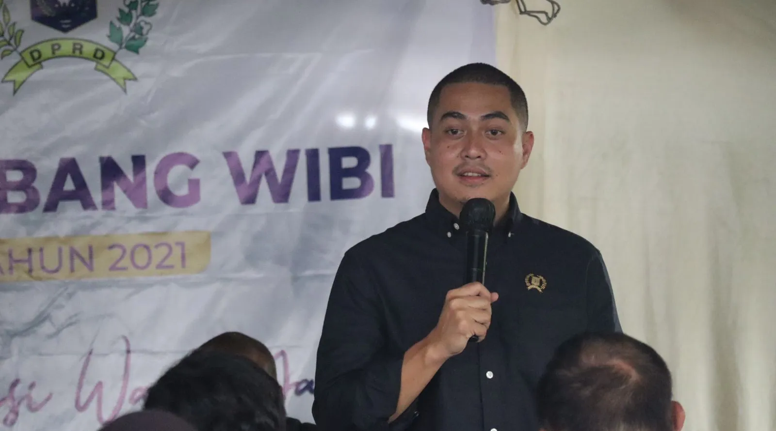 Read more about the article JakWifi Bantu Pelaku Usaha Kecil Promosikan Produknya