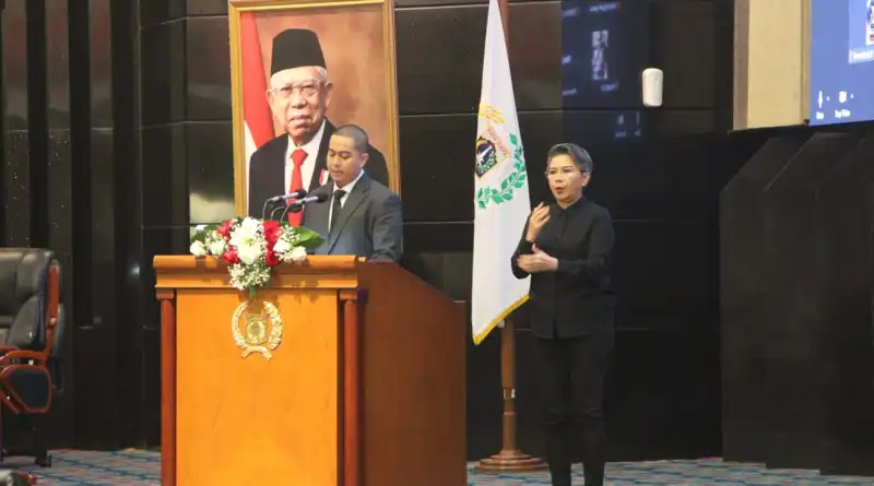 Read more about the article Komitmen Perjuangkan Kaum Disabilitas, Fraksi NasDem Hadirkan Ahli Bahasa Isyarat saat Penyampaian Pandangan Umum