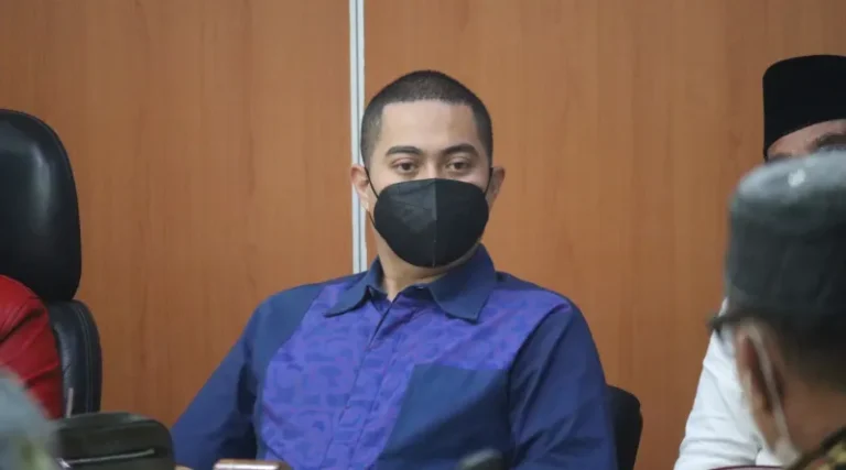 Waspada Hepatitis Akut, NasDem Imbau Pemprov DKI Kaji PTM 100 Persen