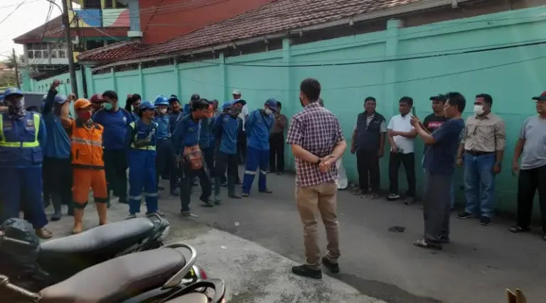 Jupiter Respon Cepat Keluhan Warga Terkait Saluran Air yang Mampet