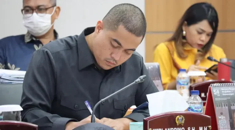 Wibi Andrino Usulkan Hari Bebas Macet dengan Gratiskan Tarif Angkutan Umum di DKI