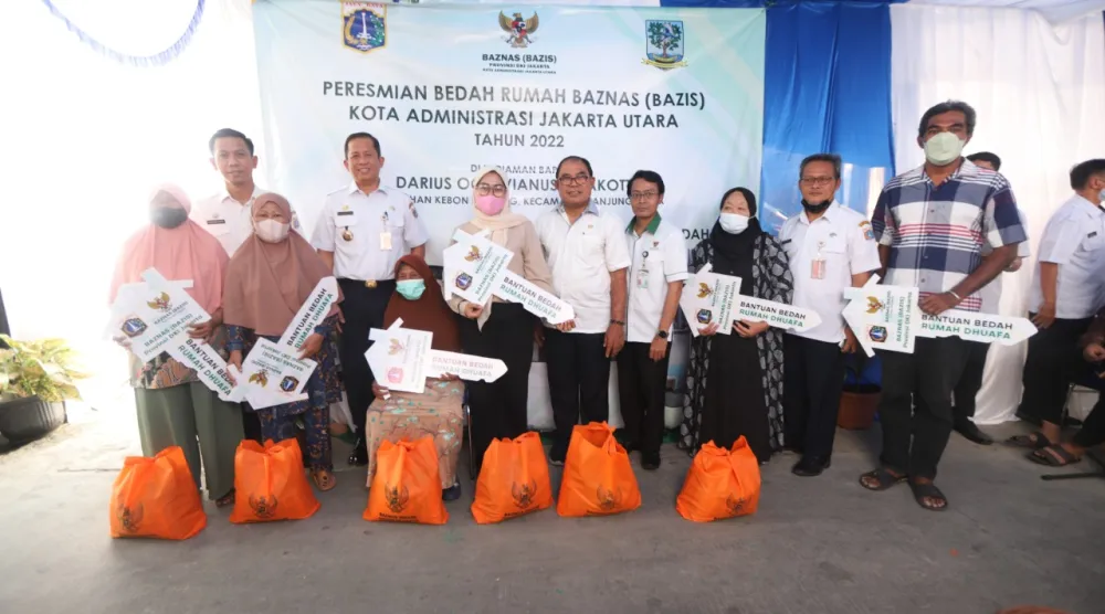 Read more about the article Legislator NasDem Bersama Wali Kota Jakut Resmikan Bedah Rumah Baznas (Bazis) Tahap Pertama di Tanjung Priok