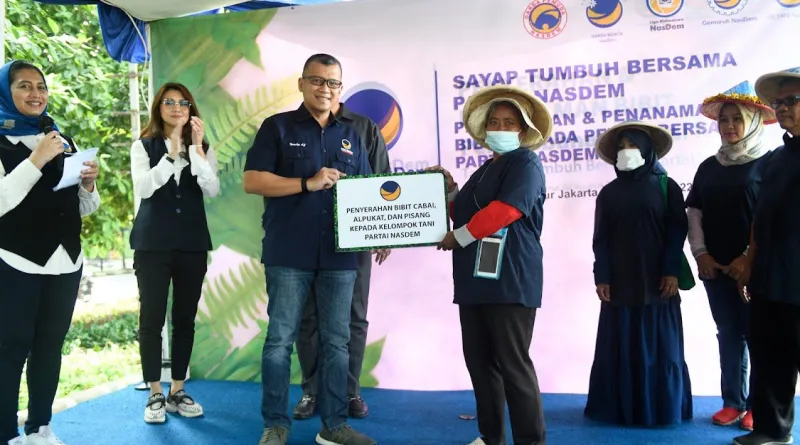 Read more about the article NasDem Harap Penanaman Bibit Mampu Wujudkan Kemandirian Pangan