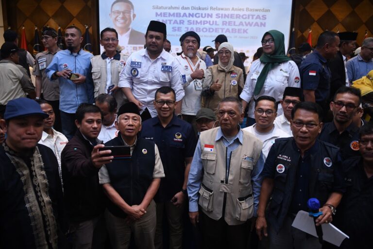 NasDem DKI Silaturahmi Bersama Relawan Anies Baswedan