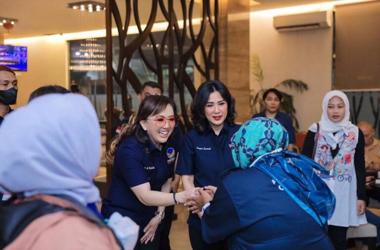 Lusyani Suwandi dan Fenty Lindari Aktif Tumbuhkan Semangat Berbagi