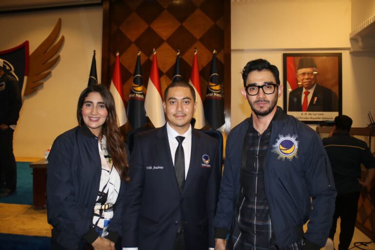 Putri Fadel Muhammad Resmi Gabung NasDem