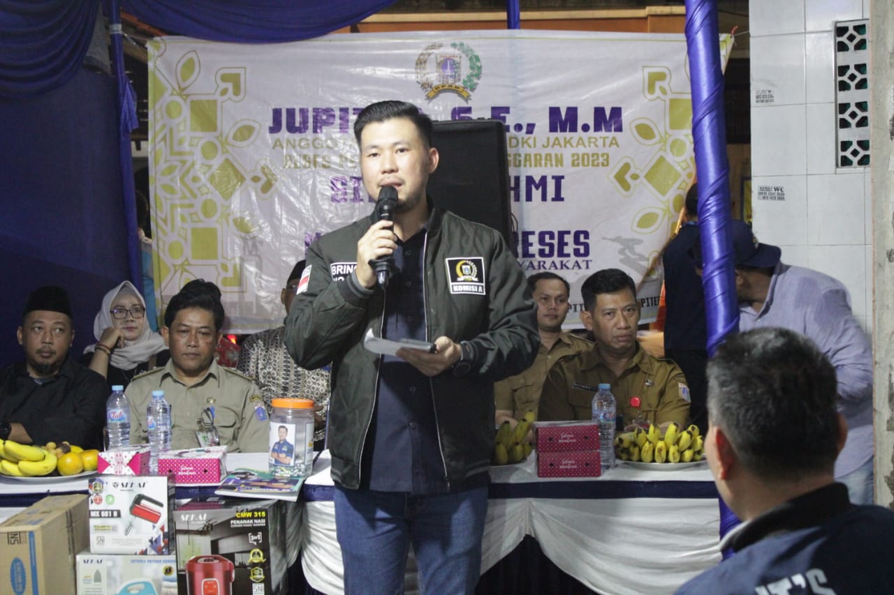 You are currently viewing <strong>Gelar Reses, Jupiter Terima Aspirasi Terkait Kebutuhan SMP Negeri </strong>