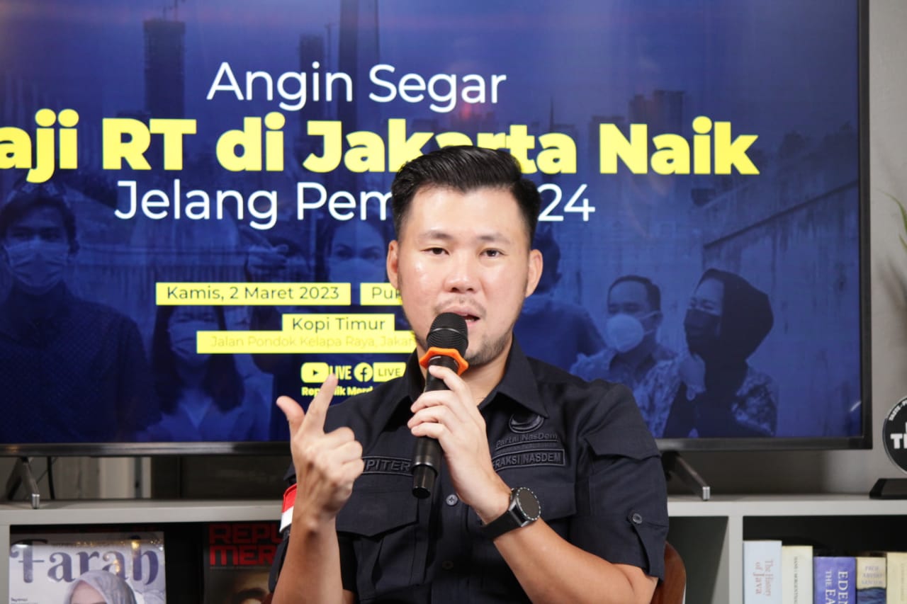 Read more about the article Legislator NasDem Ini Konsisten Perjuangkan Dana Operasional RT/RW Naik