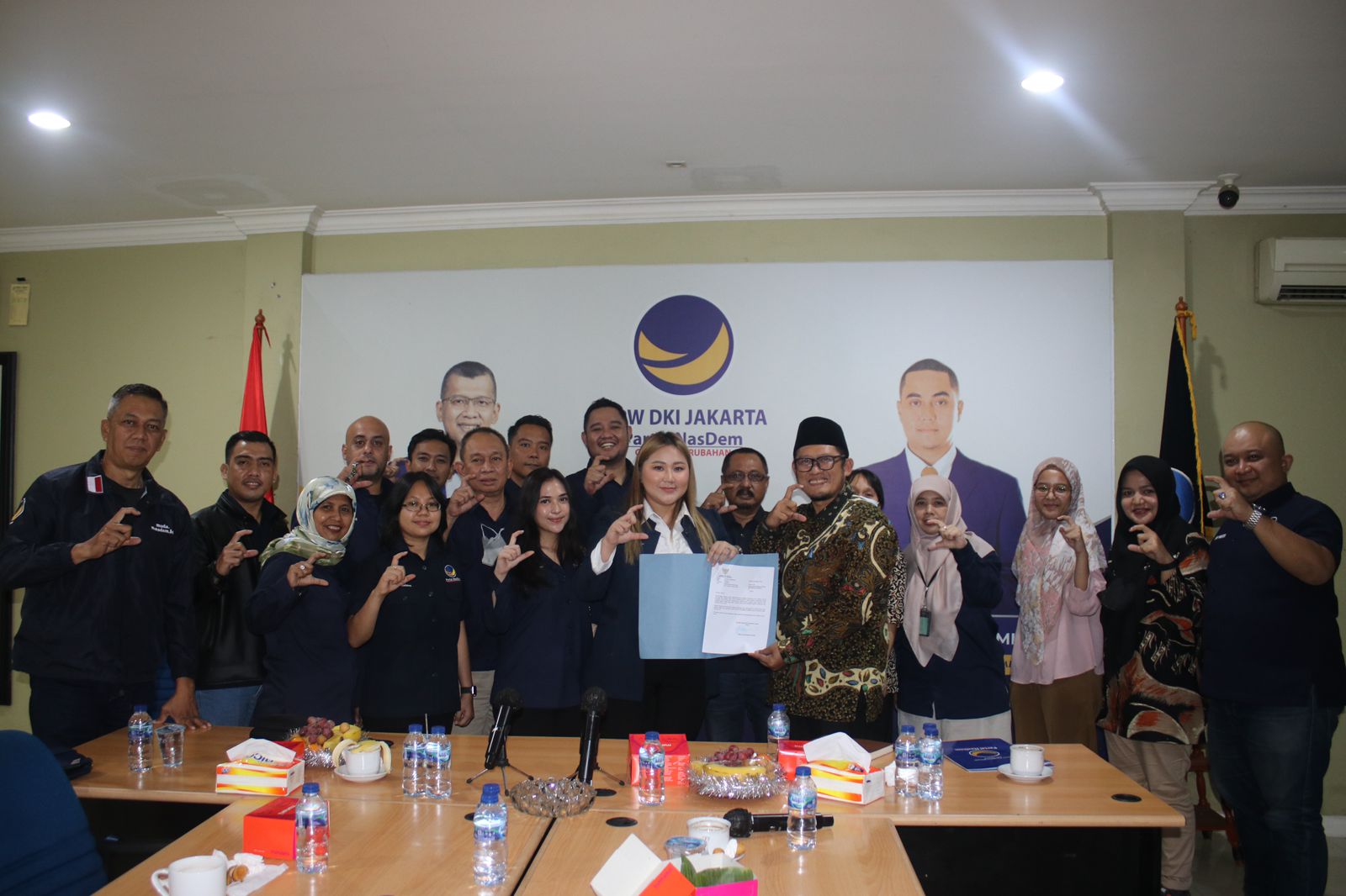 Read more about the article NasDem DKI Jadi Role Model Pelayanan Informasi Publik