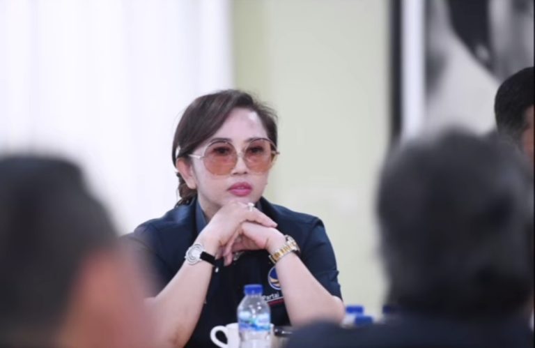 Fenty Ajak Para Korban Bullying Berani Melapor