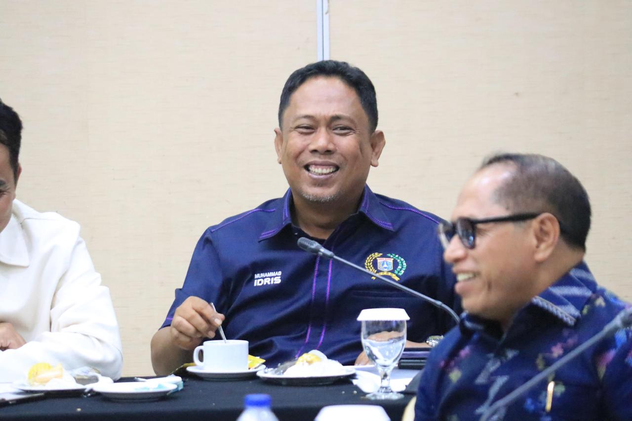 Read more about the article Dermaga Cinta Pulau Tidung Ambruk, Idris Dorong Peremajaan Fasilitas Wisata di Kepulauan Seribu