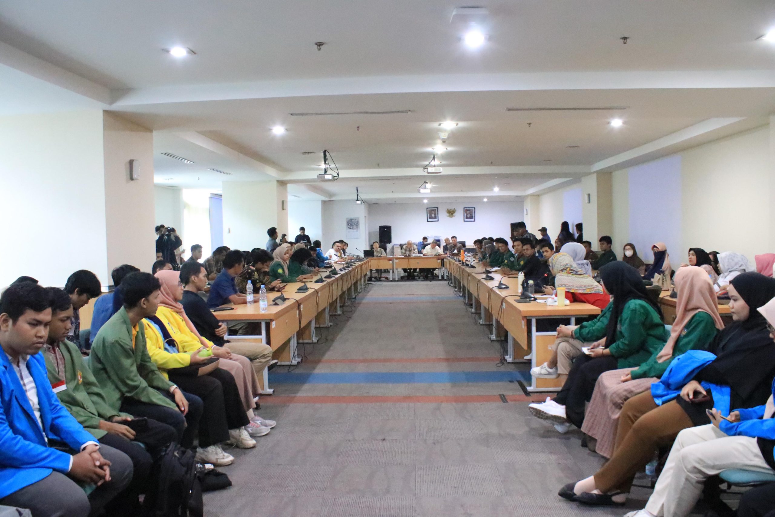 You are currently viewing Dana KJMU Cair, Mahasiswa Apresiasi Fraksi NasDem Bantu Fasilitasi