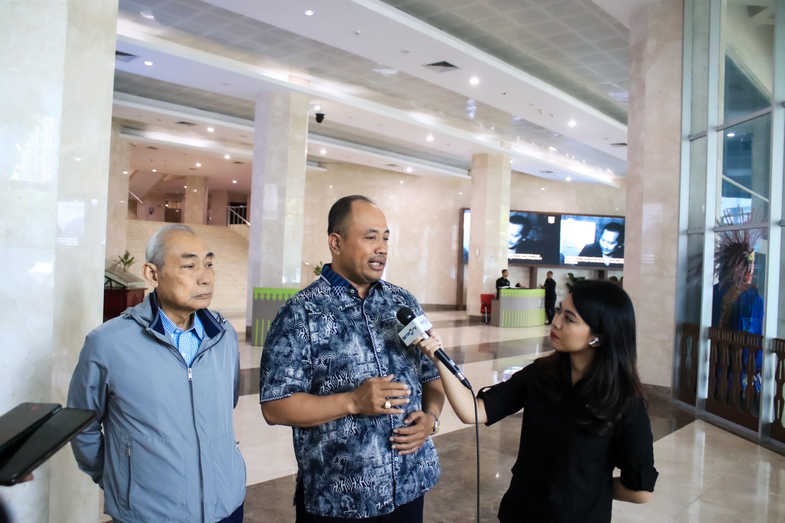You are currently viewing NasDem ingin Ratusan Guru Honorer di Jakarta yang Dipecat Sepihak dapat kembali Mengajar