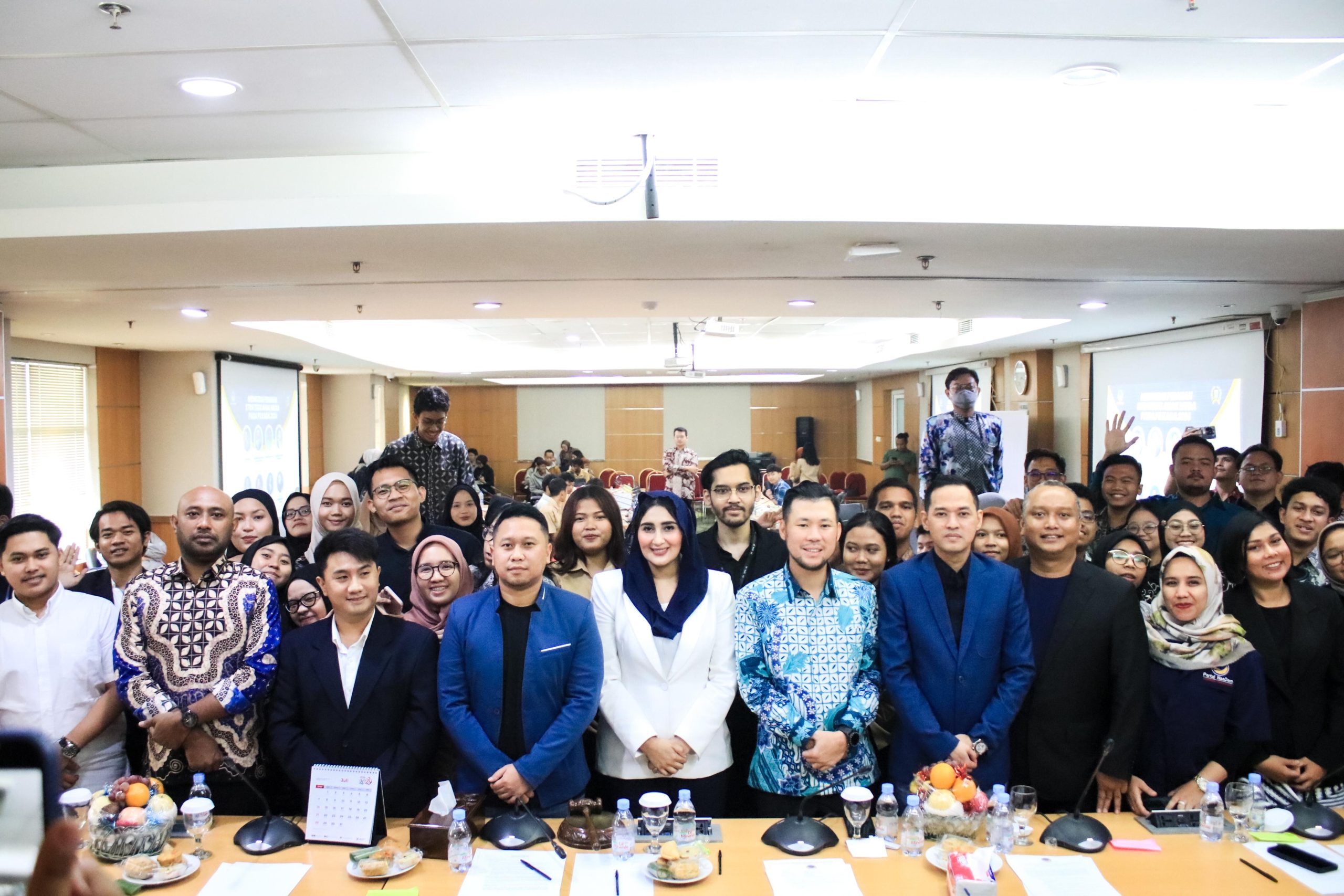 Read more about the article NasDem Ajak Generasi Milenial dan Gen Z Berpartisipasi Aktif Kawal Pilkada Jakarta
