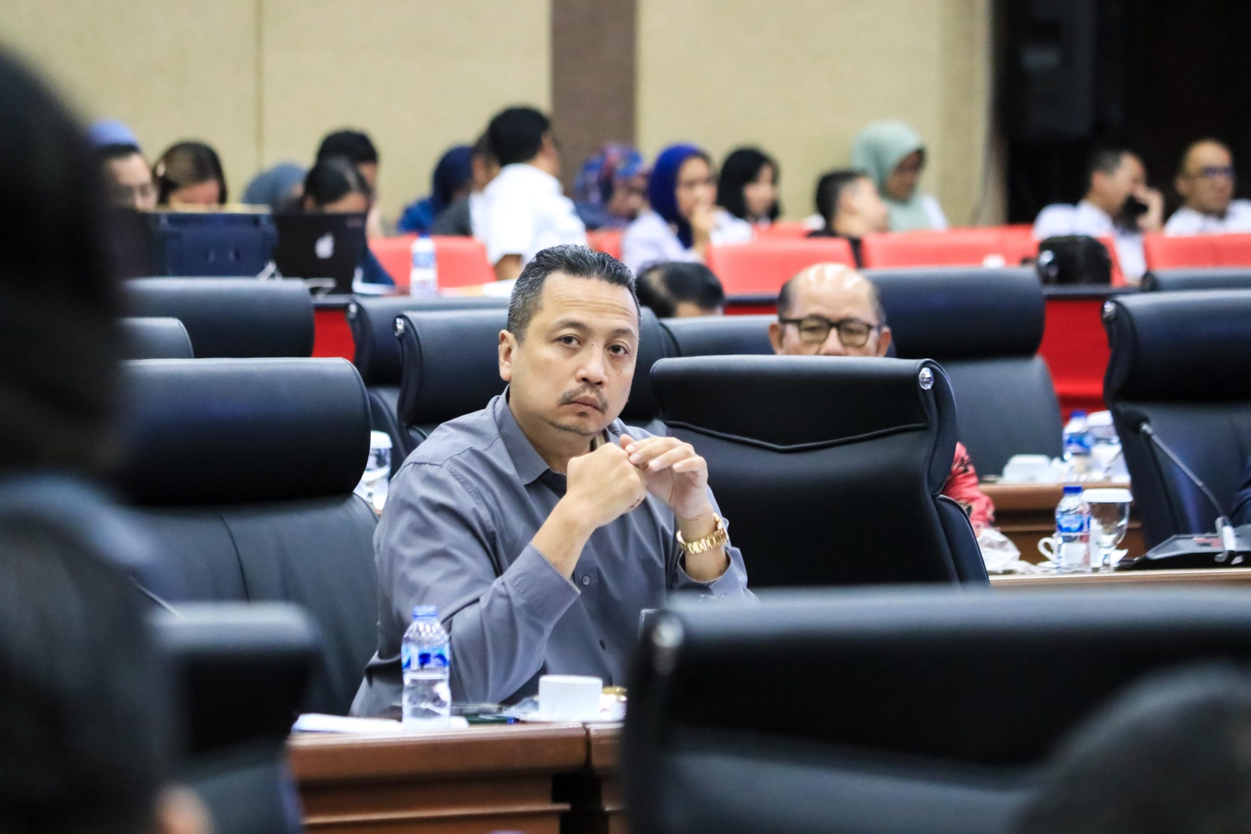 You are currently viewing Komisi D Tolak Anggaran Pengkajian Reklamasi Pulau Sampah di APBD-P 2024