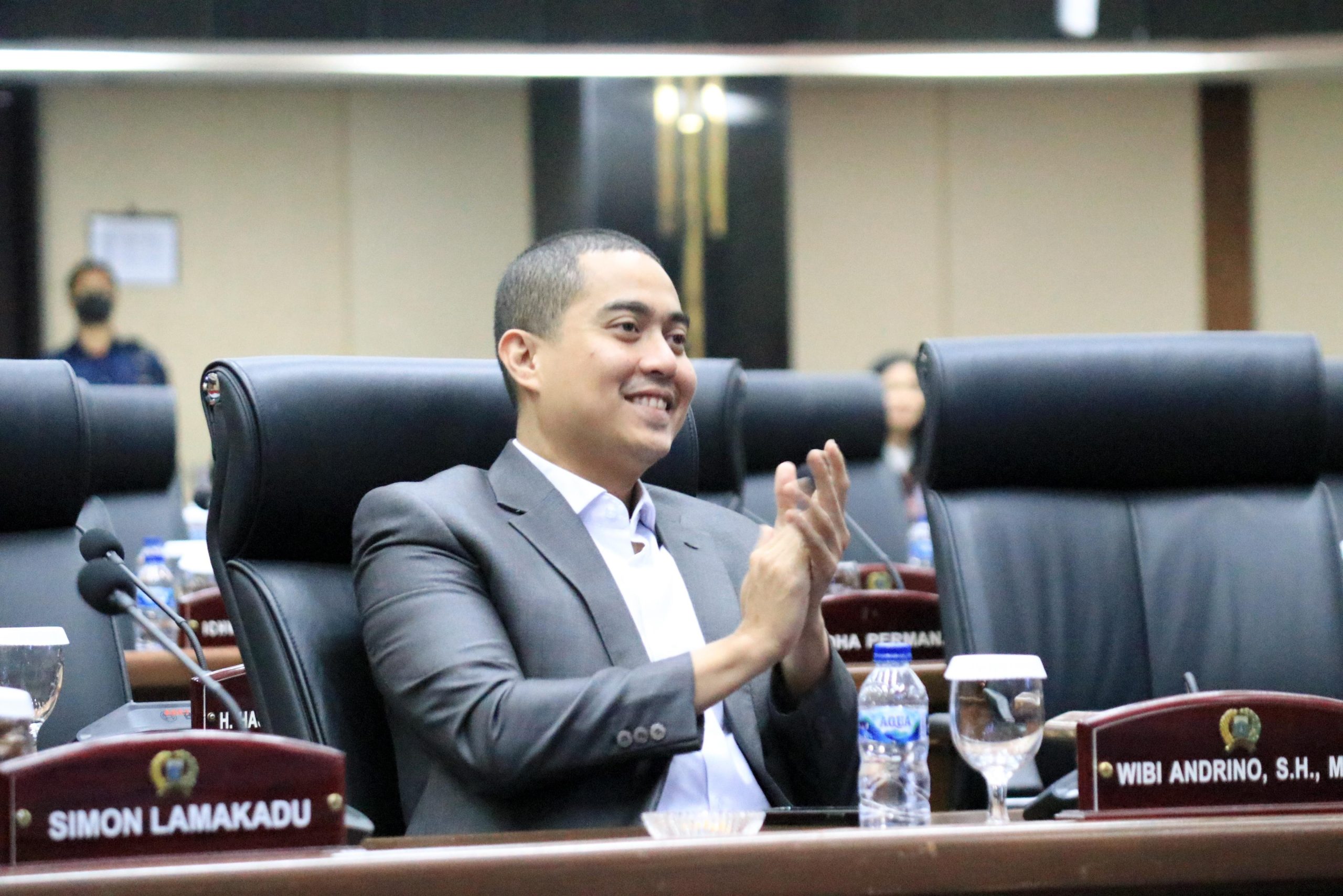 You are currently viewing Sosok Wibi Andrino yang Dipercaya Surya Paloh jadi Pimpinan di DPRD Jakarta