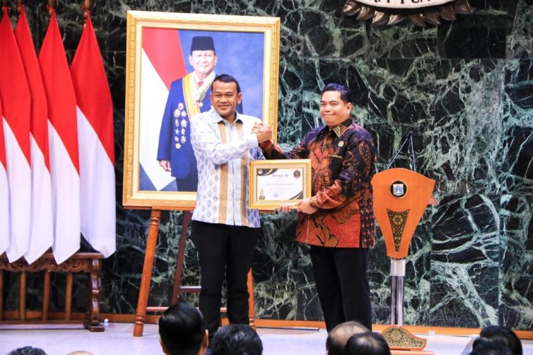 NasDem Jakarta Cetak Quattrick Raih Penghargaan Keterbukaan Informasi Publik