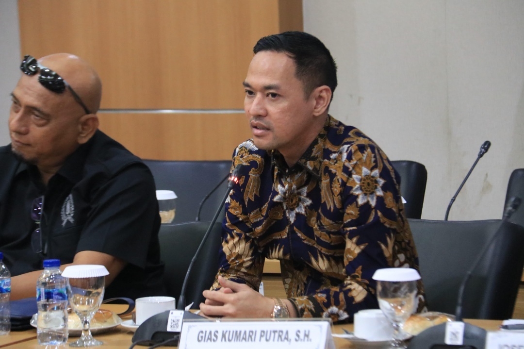 Read more about the article Fasilitas Air Minum di Stasiun MRT Jadi Tempat Sampah, NasDem: Perlu Edukasi dan Sosialisasi