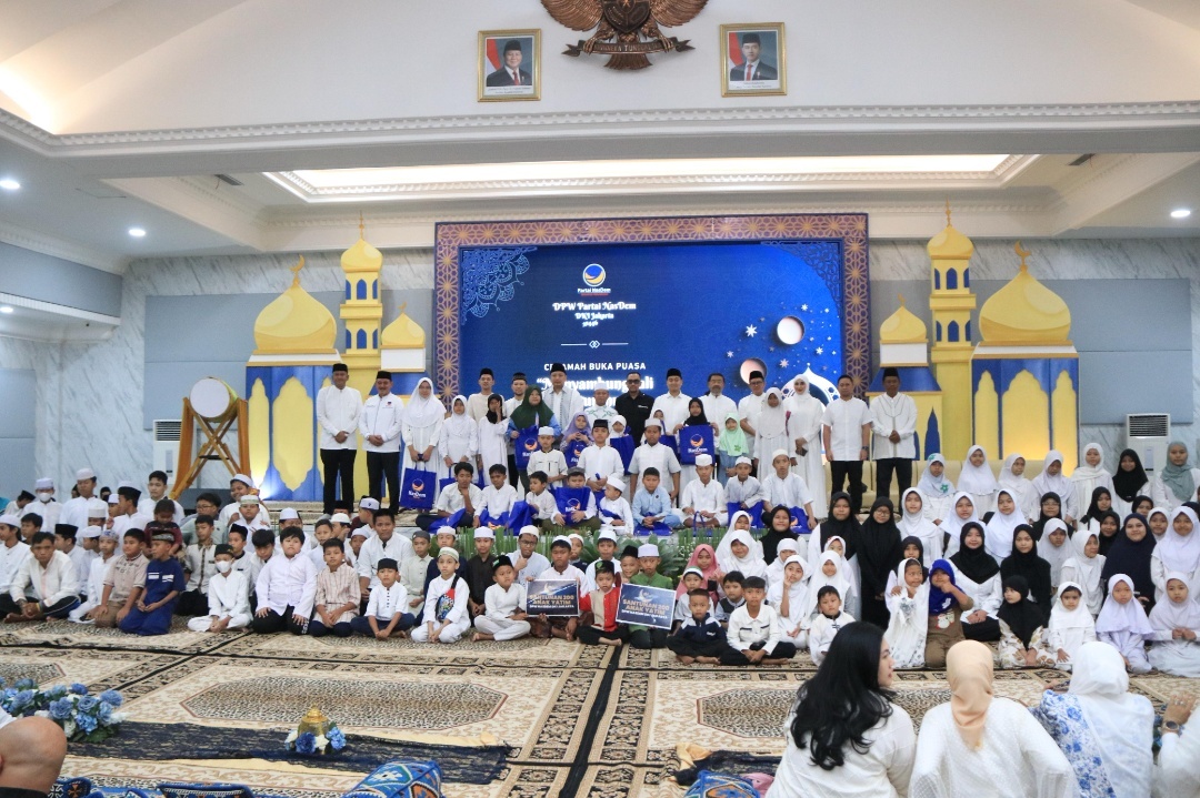 Read more about the article Perkuat Silaturahmi, NasDem Jakarta Gelar Buka Puasa Bersama dan Santunan Anak Yatim