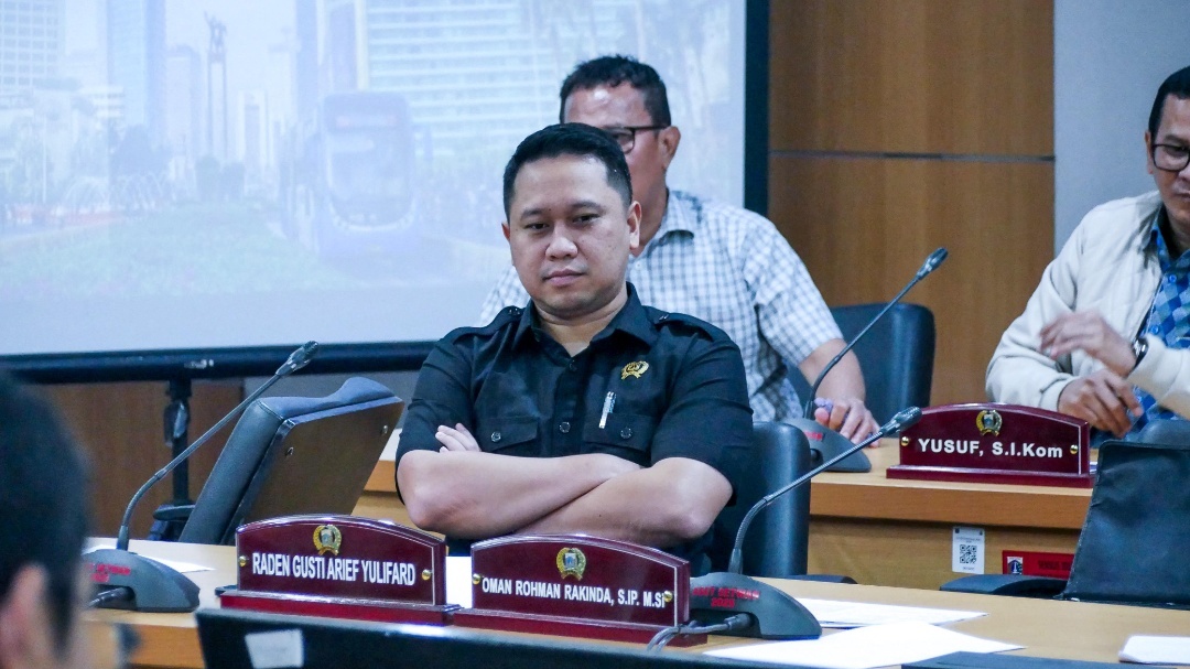 Read more about the article Gusti Arief Dorong Ketersedian Sekolah Negeri di Cilangkap Jaktim