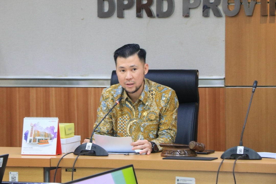 Read more about the article Rapat Perdana Pansus Parkir, Fokus Atasi Kemacetan dan Tingkatkan PAD