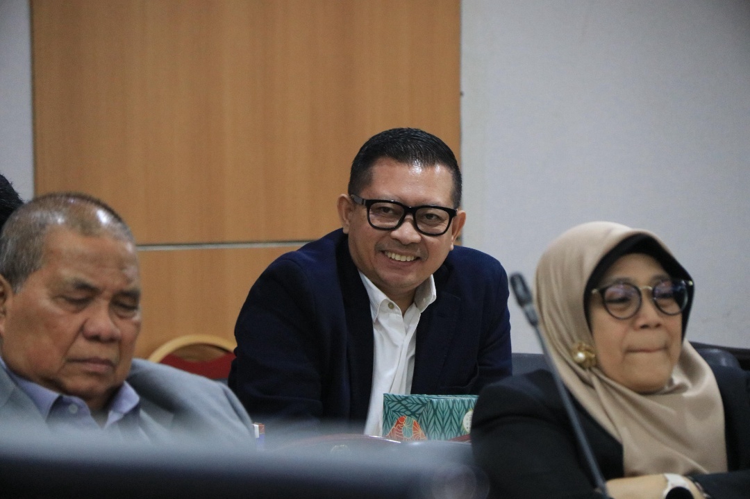 Read more about the article Rapat Perdana Pansus Pendidikan, Bahas Pemerataan Pendidikan hingga Kesejahteraan Guru di Jakarta