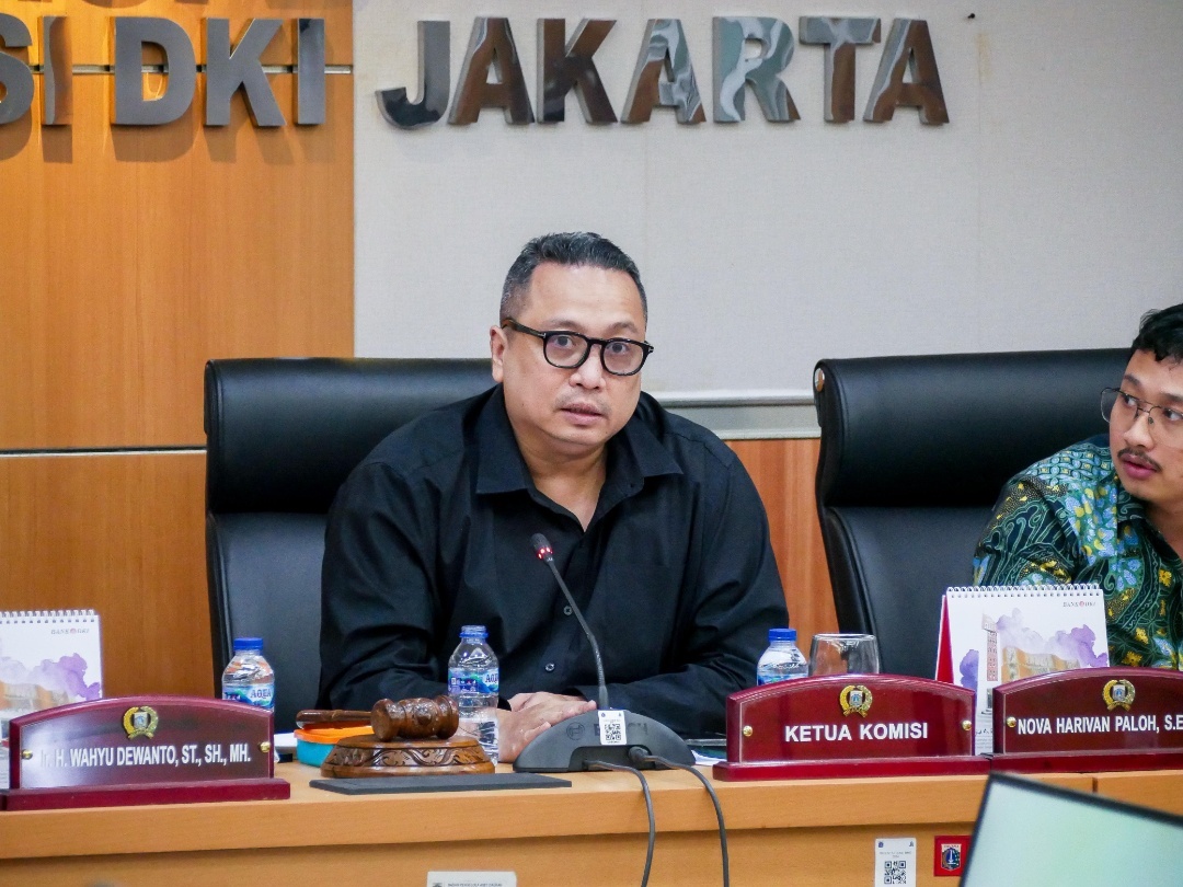 You are currently viewing Nova Paloh Desak Dishub DKI Segera Tangani Parkir Ilegal