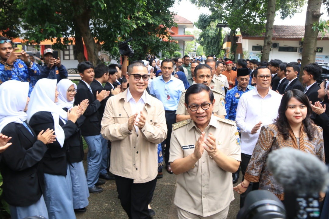 You are currently viewing Wakil Ketua DPRD Jakarta Apresiasi Program Kantin Sehat di Sekolah