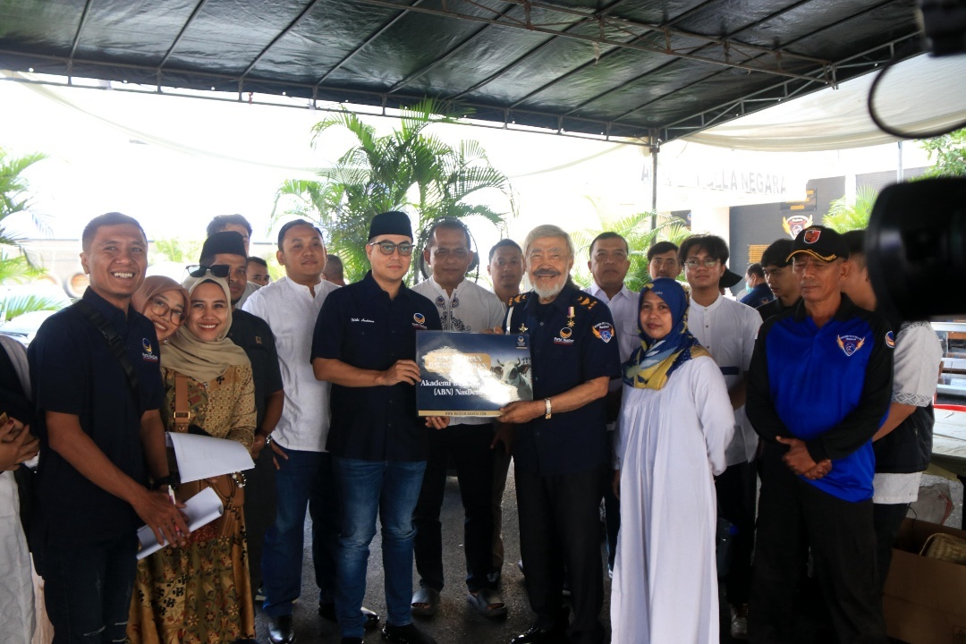 You are currently viewing NasDem Jakarta Salurkan 13 Ekor Sapi pada Idul Adha 1446 H