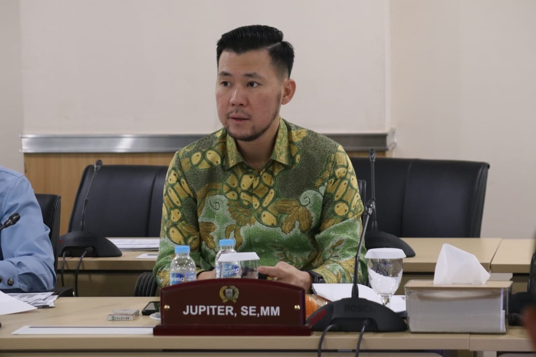 Read more about the article Jupiter Dorong Dishub Jakarta Tambah Armada Bus Sekolah