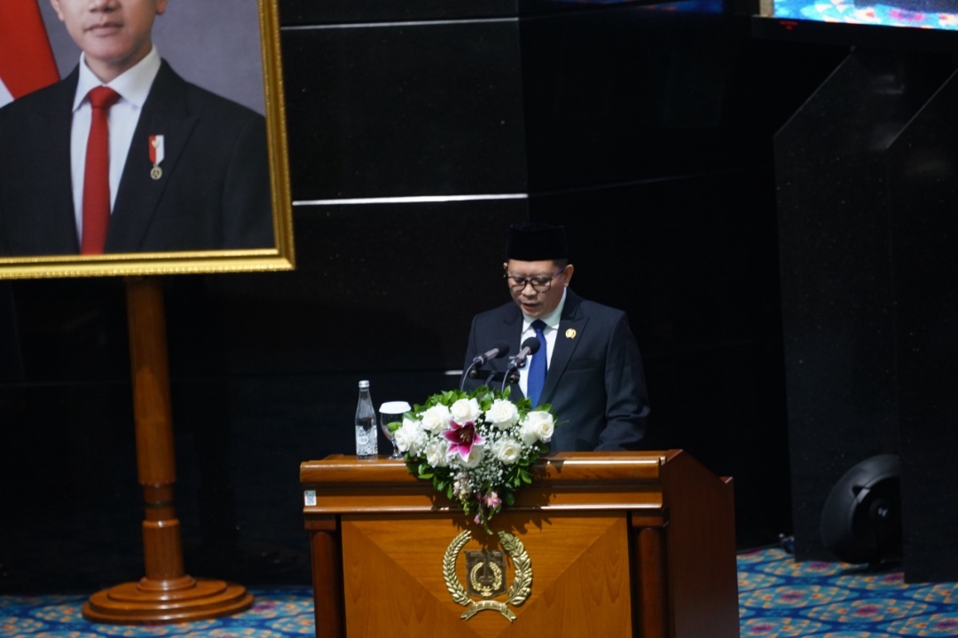 Read more about the article Banyak JPO Rusak dan Kabel Semrawut, NasDem Desak Pemprov Jakarta Segera Revitalisasi